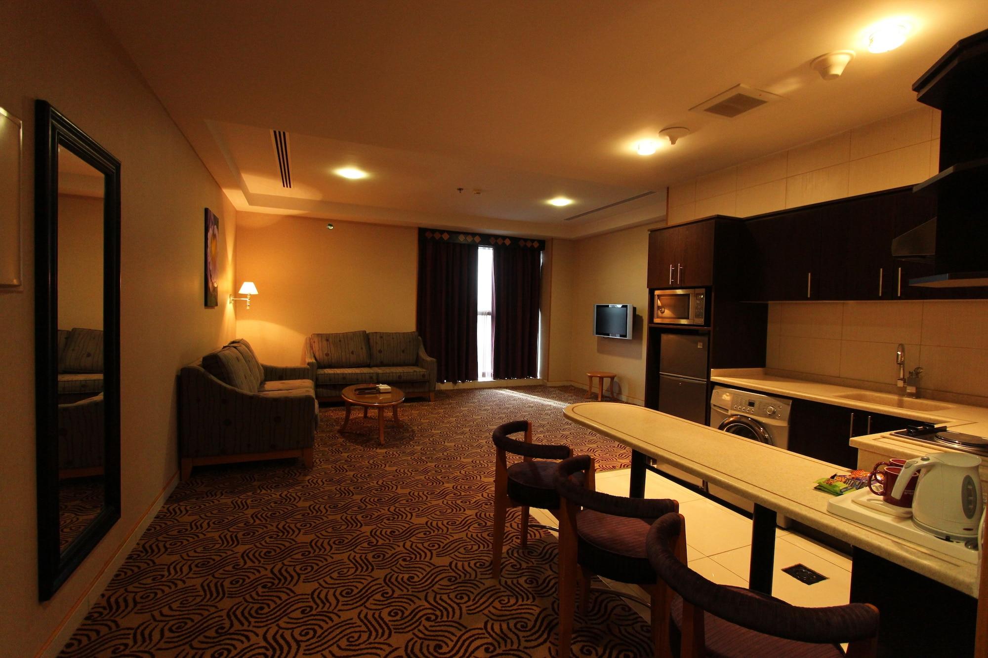 Awaliv International Hotel Ta'if Eksteriør billede A typical apartment at the complex