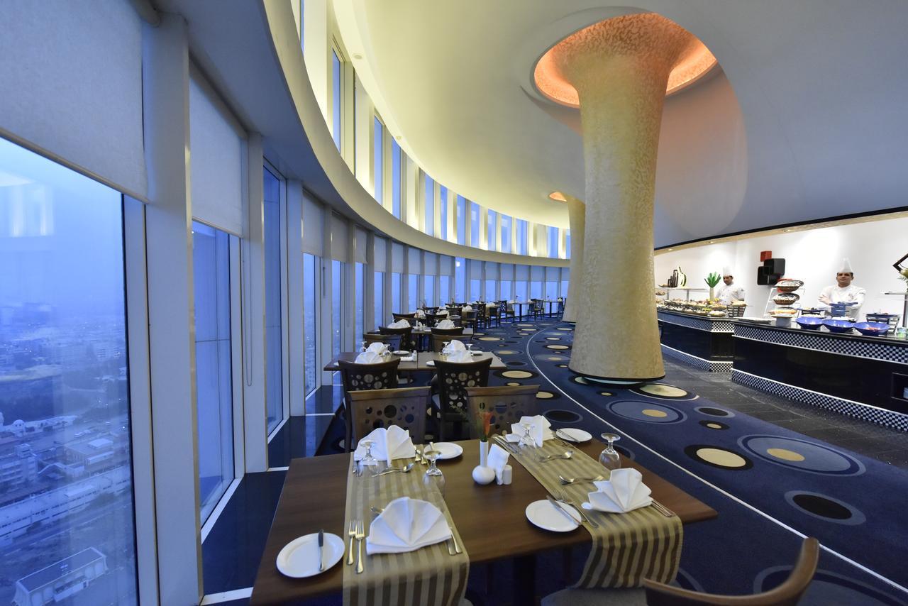 Awaliv International Hotel Ta'if Eksteriør billede The restaurant